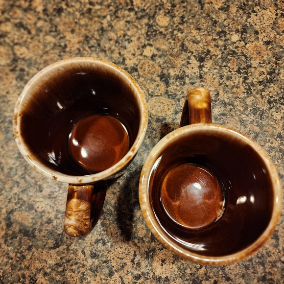 MCP McCoy Brown Drip Mugs, Set of 2 - Picture 6 of 7